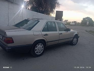 битую машину: Mercedes-Benz E-Class: 1988 г., 2.3 л, Автомат, Бензин, Седан — 3
