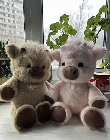 Оюнчуктар: Бегущий телёнок😍 🪄Бегает перебирая ногами когда трясешь ее! Ваши — 7