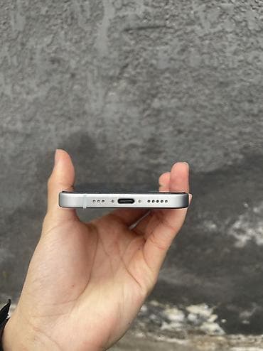 iphine xr: IPhone 15, Б/у, 128 ГБ, White Titanium, Зарядное устройство, Защитное стекло, Чехол, 84 % — 2