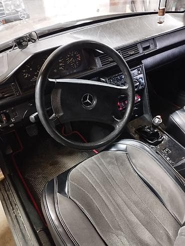 фара мерседес 124 цена: Mercedes-Benz W124: 1988 г., 2 л, Ручные, Бензин, Седан — 3