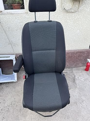 обмен бус сапок: Переднее сиденье, Ткань, текстиль, Mercedes-Benz 2015 г., Б/у, Оригинал, Германия — 3