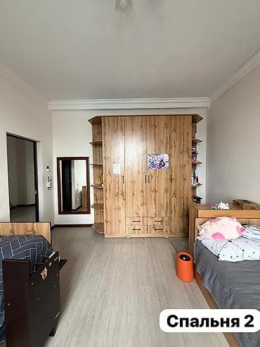 киевская бейшеналиева: Продаётся жилой дом с большим навесом и закрытым двором. 170м2 — 10