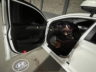 армянский авто: Hyundai Sonata: 2017 г., 2 л, Автомат, Газ, Седан — 8