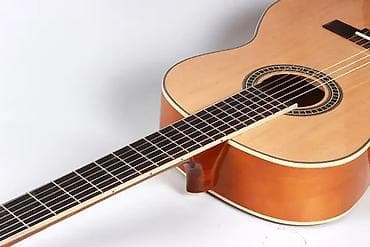 обмен на гитара: Классические гитары! "Diduo", "VItesse". В наличии классические гитары — 9