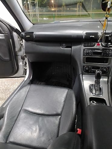 Продажа авто: Mercedes-Benz C-Class: 2002 г., 2.6 л, Автомат, Бензин, Седан — 6