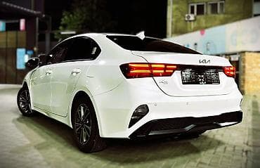 e2 byd: Kia K3: 2021 г., 1.6 л, Вариатор, Бензин, Седан — 1