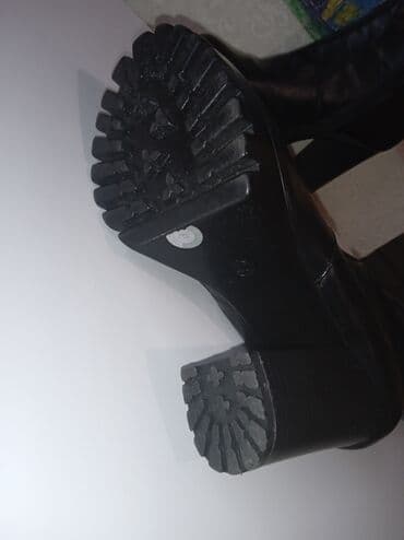 Киреге берилүүчү кийимдер: (40-р) в идеальным состоянии — 2