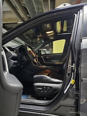 lexus ls 200: Toyota RAV4: 2019 г., Гибрид, Кроссовер — 10