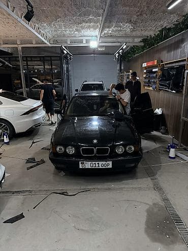 geely x3: BMW 5 series: 1994 г., 2 л, Механика, Бензин, Седан — 5