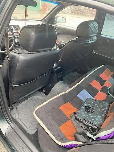 голыф 4: Nissan Maxima: 1997 г., 2 л, Автомат, Бензин, Седан — 6