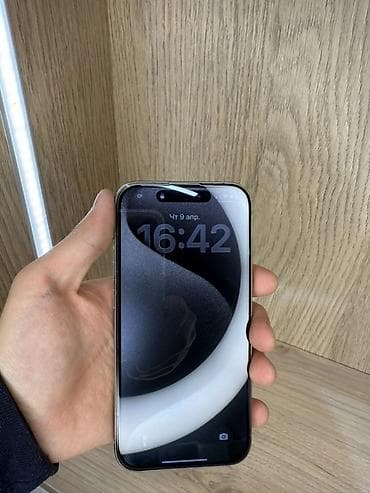 samsung galaxy s10: IPhone 15 Pro, Б/у, 128 ГБ, Natural Titanium — 4