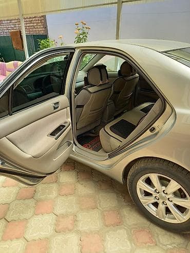 Toyota Camry: 2005 г., 2.4 л, Автомат, Бензин, Седан — 4