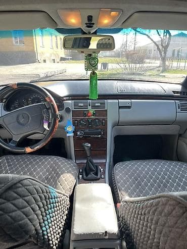 ауди продажа: Mercedes-Benz E-Class: 1995 г., 2.3 л, Механика, Бензин, Седан — 6