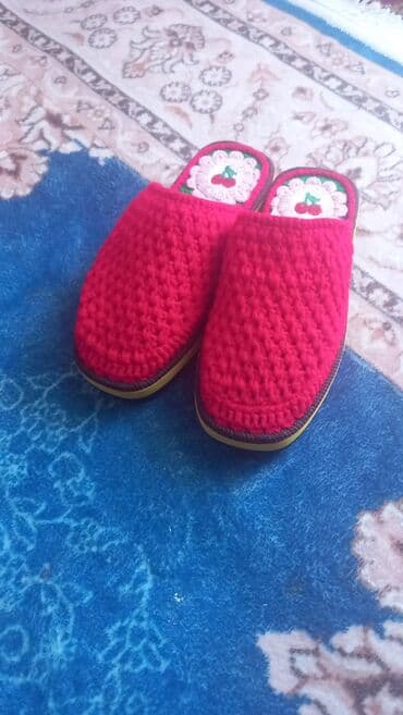 свадебное платье для беременных напрокат: Вязаные домашние тапочки ручной работы. - Модель: закрытые — 4