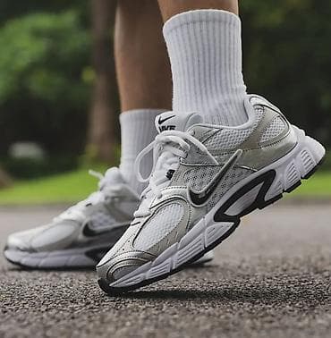 кеды новые: Мужские кроссовки, 40, Nike, Новый, цвет - Серебристый — 1