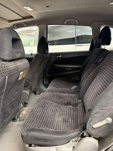 honda insight: Honda Stream: 2003 г., 1.7 л, Автомат, Бензин, Минивэн — 10