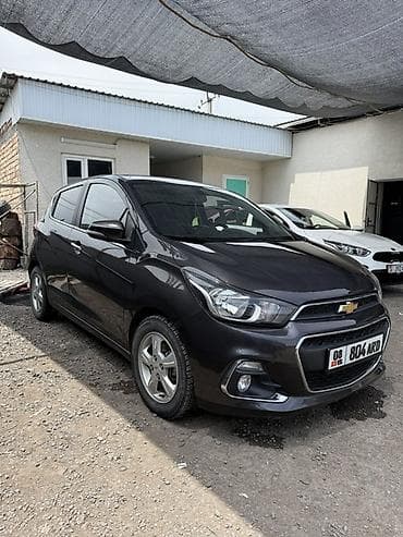 Продажа авто: Chevrolet Spark: 2016 г., 1 л, Автомат, Бензин, Хэтчбэк — 1
