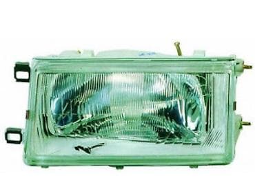 coroll: Передняя правая фара Toyota — 1