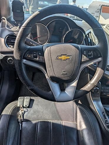 step 2: Chevrolet Cruze: 2016 г., 1.8 л, Автомат, Бензин, Хэтчбэк — 8