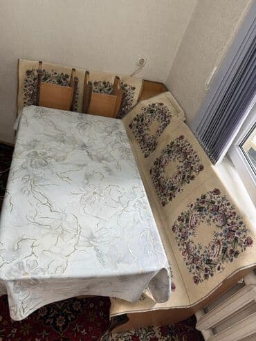 Кухонные столы