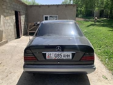 Mercedes-Benz W124: 1994 г., 2.2 л, Механика, Бензин, Седан — 2