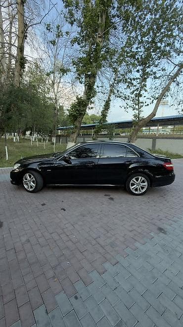 Продажа авто: Mercedes-Benz E-Class: 2010 г., 1.8 л, Автомат, Бензин, Седан — 3