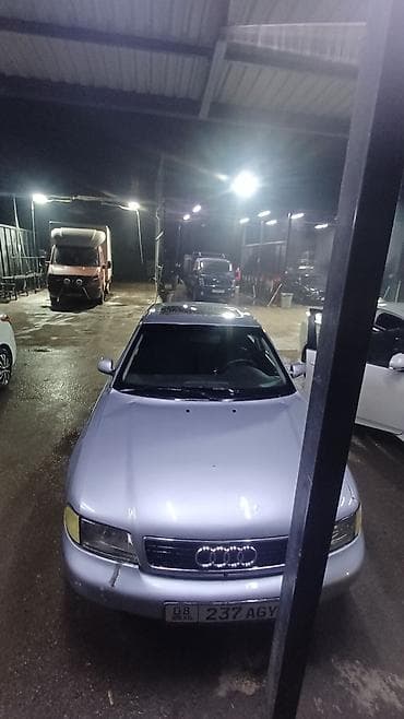 Audi A4: 1997 г., 1.8 л, Ручные, Бензин, Седан