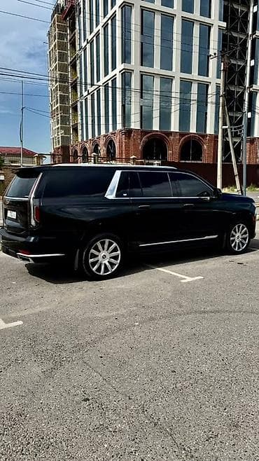cadi: Cadillac Escalade: 2021 г., Бензин, Внедорожник — 7