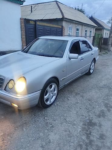 Mercedes-Benz E-Class: 1998 г., 2.8 л, Автомат, Бензин, Седан