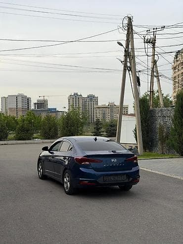 машина маз: Hyundai Elantra: 2020 г., Бензин, Седан — 3