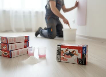 клей карандаш: Универсальный клей «X-Glass» подходит для всех видов обоев. Клей имеет — 1