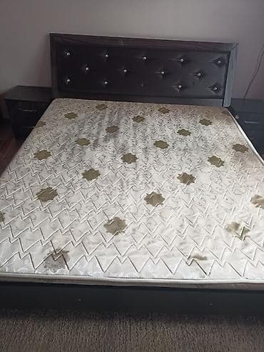 Стулья, табуретки: Двуспальная кровать, Б/у, С матрасом, длина - 200 см — 3