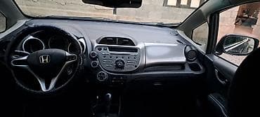 byd e3: Honda Fit: 2012 г., 1.5 л, Автомат, Бензин, Хэтчбэк — 5