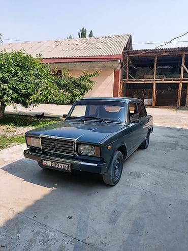 ВАЗ (ЛАДА) 2107: 2010 г., 1.6 л, Седан