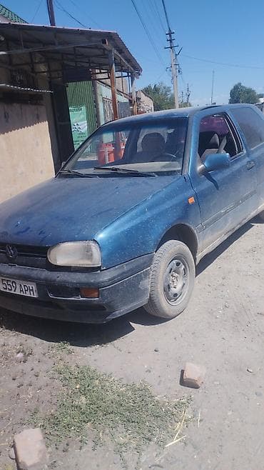 Volkswagen Golf: 1993 г., Кол менен иштөөчү, Бензин, Хетчбек — 4