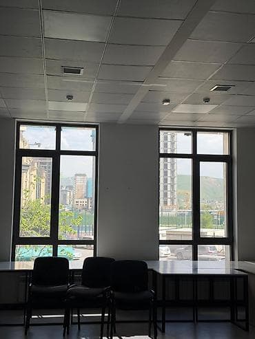 Аренда офисов, 180 м², В жилом комплексе, С отдельным входом, С системой безопасности, С видом на горы — 4