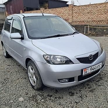 Mazda Demio: 2003 г., 1.3 л, Автомат, Бензин, Хэтчбэк