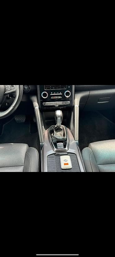 Транспорт: SAMSUNG QM6 Год выпуска: 2019 Коробка передач: АКПП Двигатель: 2.0 — 4