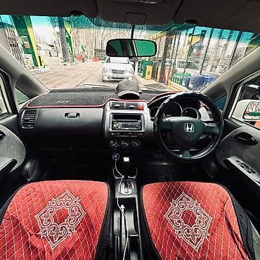 битый фит: Honda Fit: 2002 г., 1.5 л, Автомат, Бензин, Хэтчбэк — 9