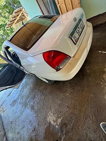 хундай аванте 1: Hyundai Elantra: 2002 г., 1.5 л, Кол менен иштөөчү, Бензин, Седан — 4