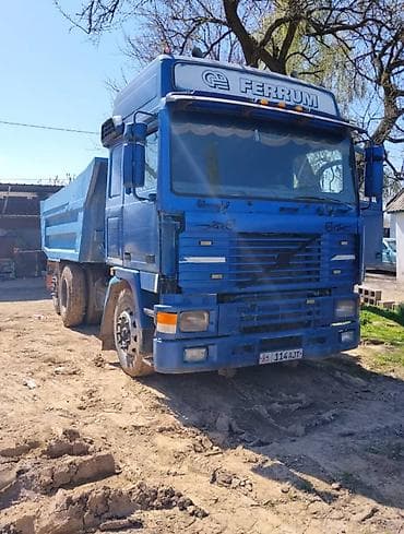 Унаа: Жүк ташуучу унаа, Volvo — 2