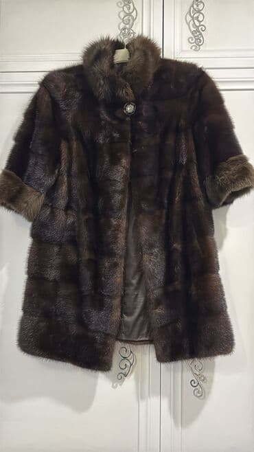 срочно продаю в связи с переездом: Шуба, Норка, По колено, M — 1