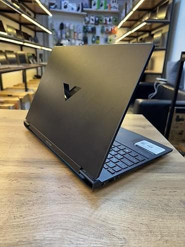 Ноутбуки и аксессуары: Игровой ноутбук HP Victus 15 Ключевые особенности: - Дисплей 15.6" с — 5