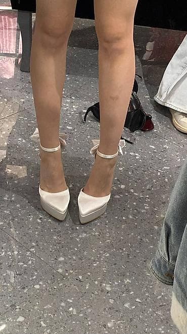 белья: Белые туфли на высоком каблуке от «My kapsula”с платформой и бантиками — 3