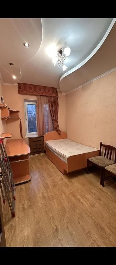 room: 15 м², С мебелью — 4