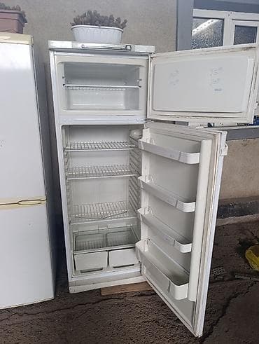 холодильный шкаф: Холодильник Indesit, Двухкамерный — 3