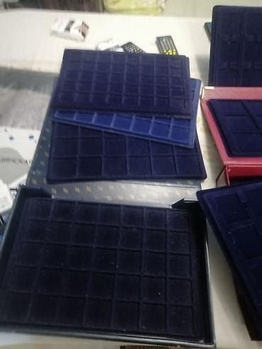 Альбомы и лотки для коллекции монет - Набор альбомов/кейсов с