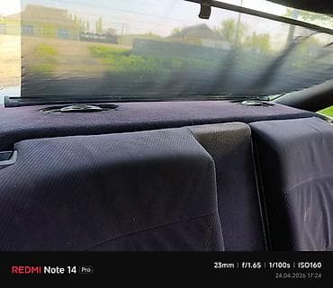 что за машина: Audi 80: 1992 г., Седан — 6