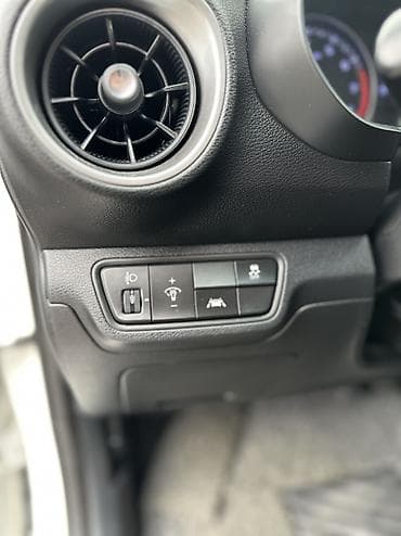 jac m3: Kia K3: 2019 г., 1.6 л, Вариатор, Бензин, Седан — 9