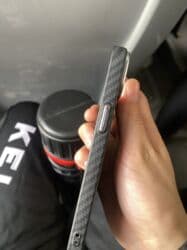 защитные пленки для планшетов 10.1: Тонкий защитный чехол для айфон 13 с карбоновым рисунком. - Материал — 5